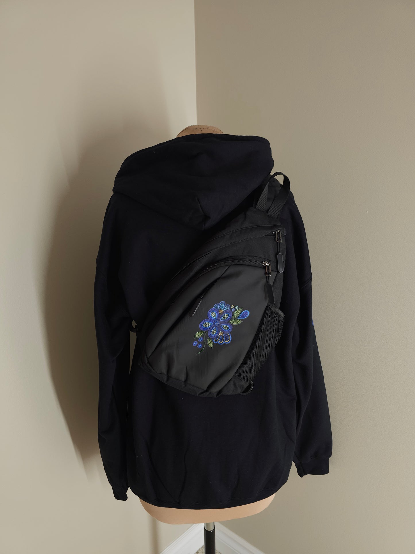 🌌Northern Bloom Sling Bag🌌