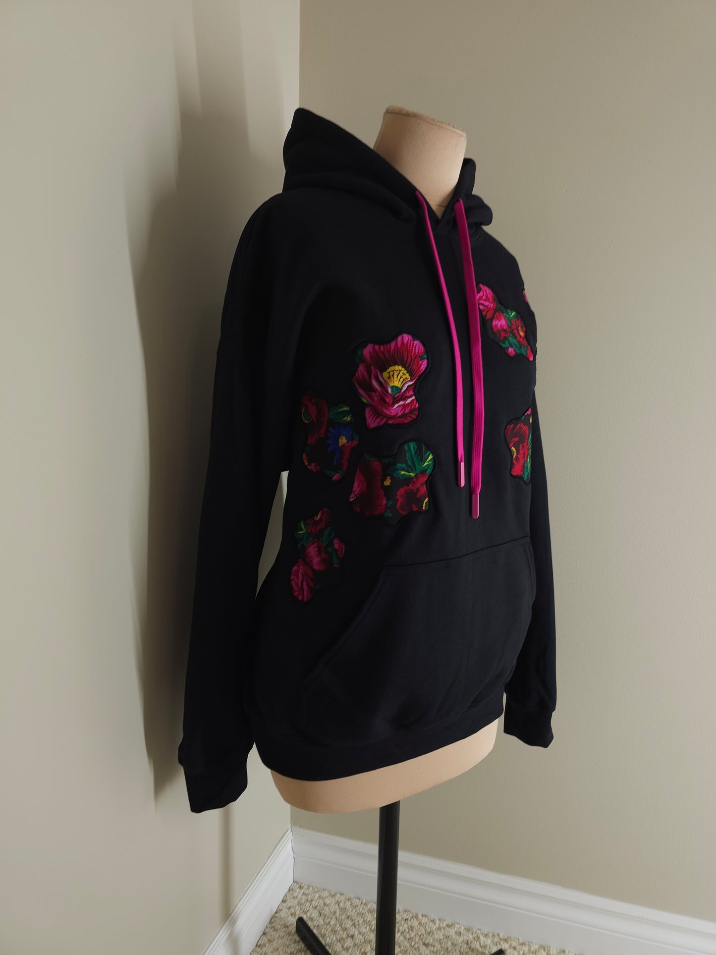 Blossom Drift Hoodie — XL